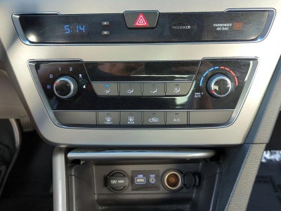 2015 Hyundai SONATA 4dr Sdn 2.4L SE PZEV