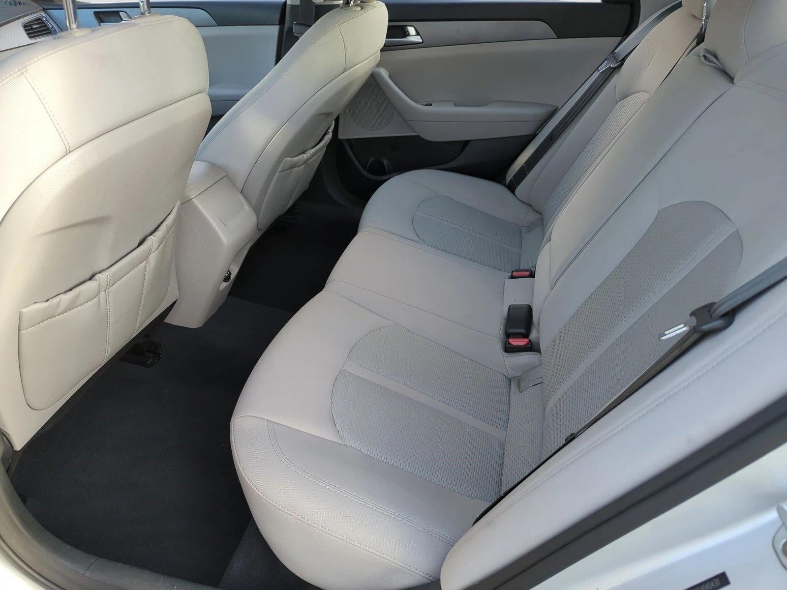 2015 Hyundai SONATA 4dr Sdn 2.4L SE PZEV