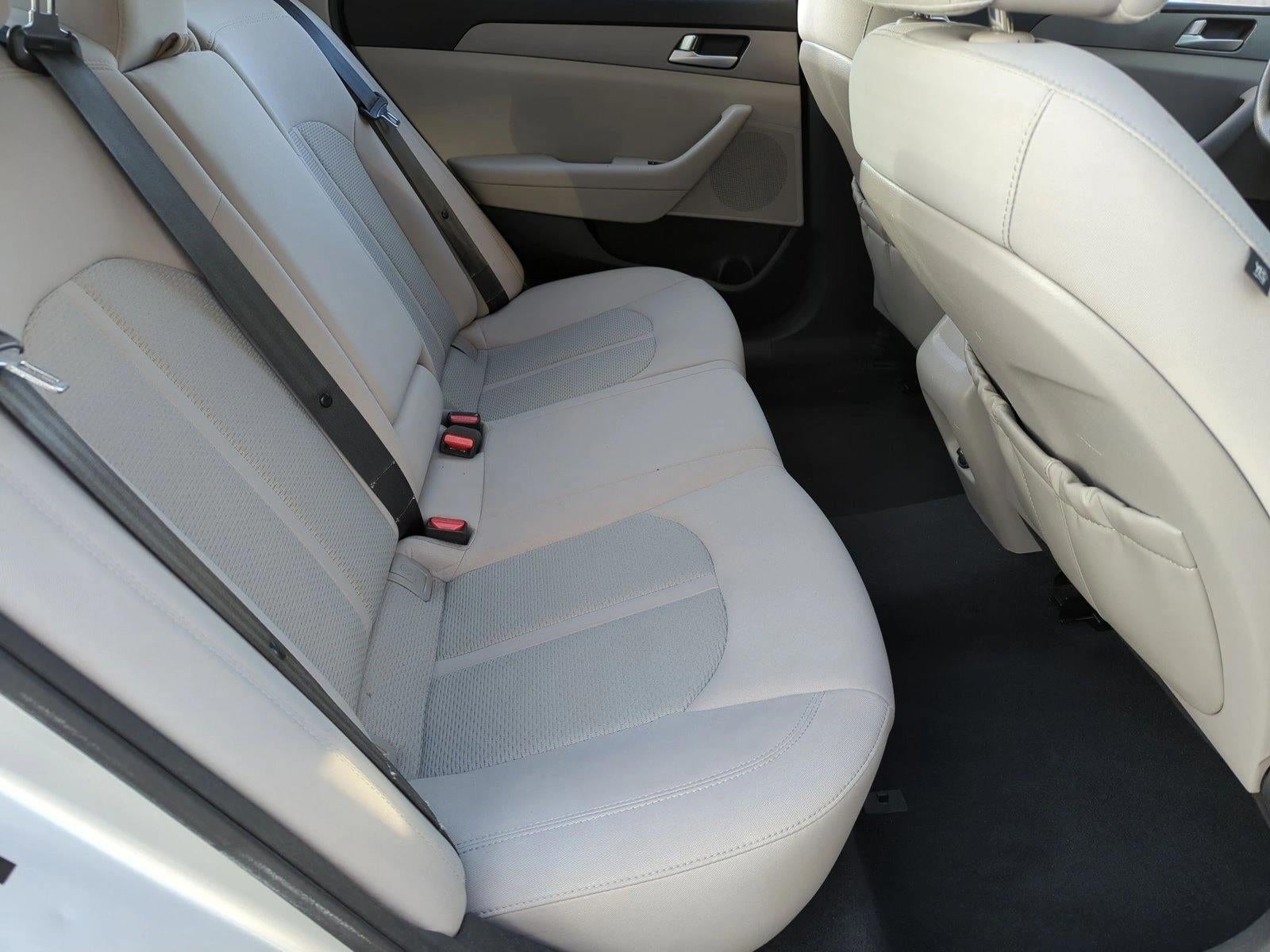 2015 Hyundai SONATA 4dr Sdn 2.4L SE PZEV