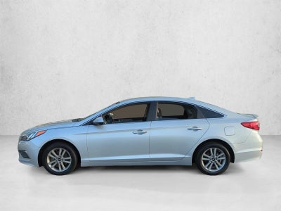 2015 Hyundai SONATA 4dr Sdn 2.4L SE PZEV