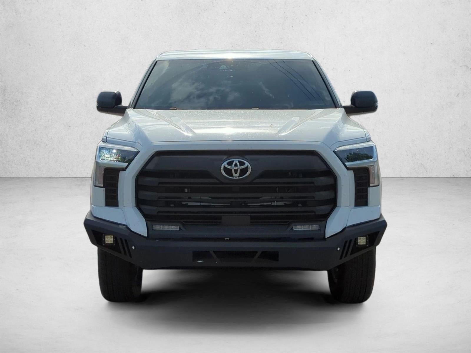 2024 Toyota Tundra 4WD 4WD SR5 CrewMax 5.5' Bed (SE)