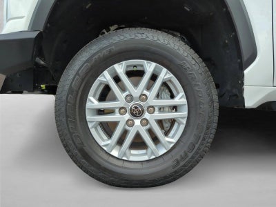 2024 Toyota Tundra 4WD 4WD SR5 CrewMax 5.5' Bed (SE)