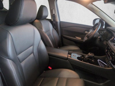 2025 Nissan Rogue FWD SL