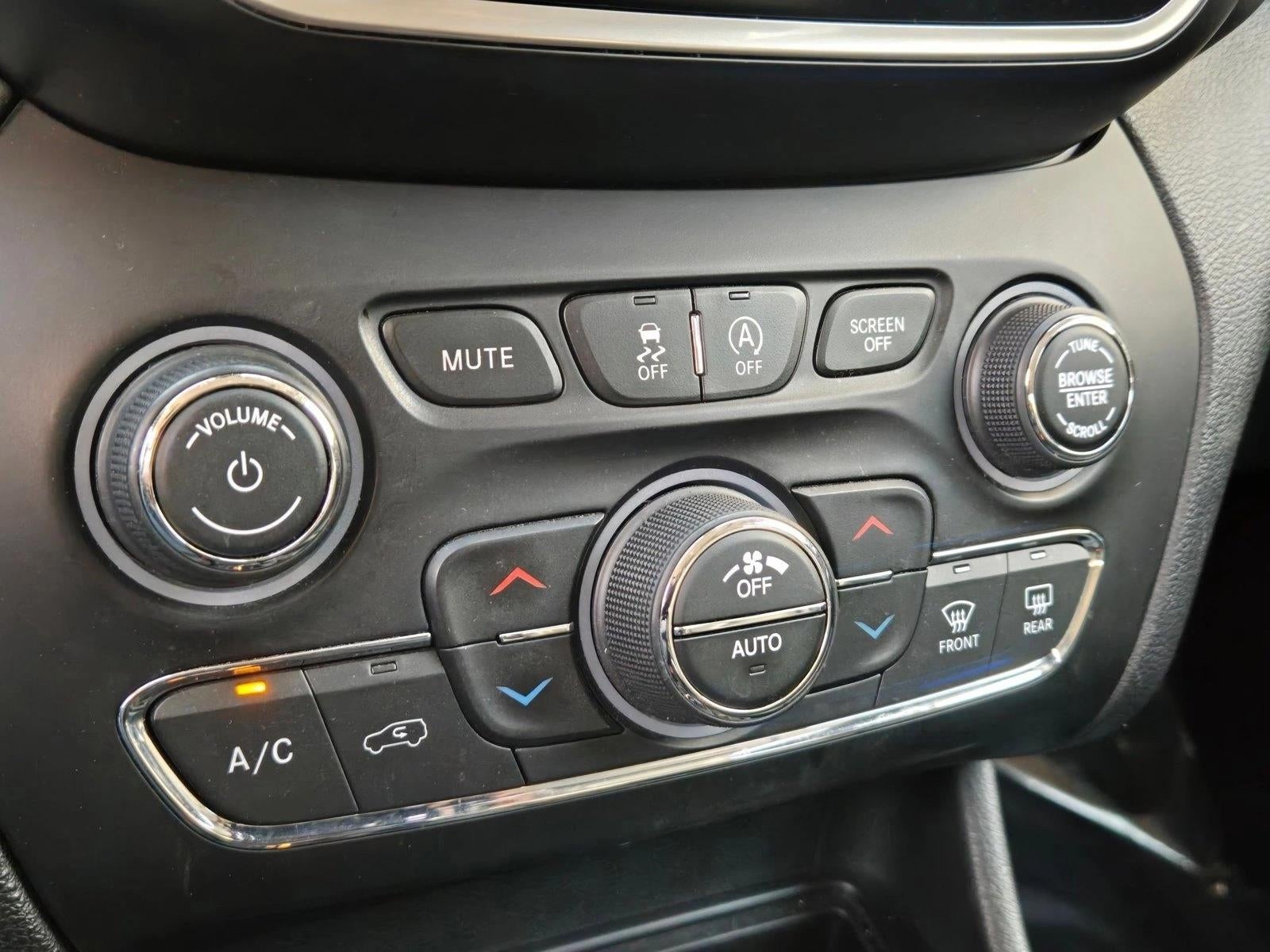 2019 Jeep Cherokee Overland FWD