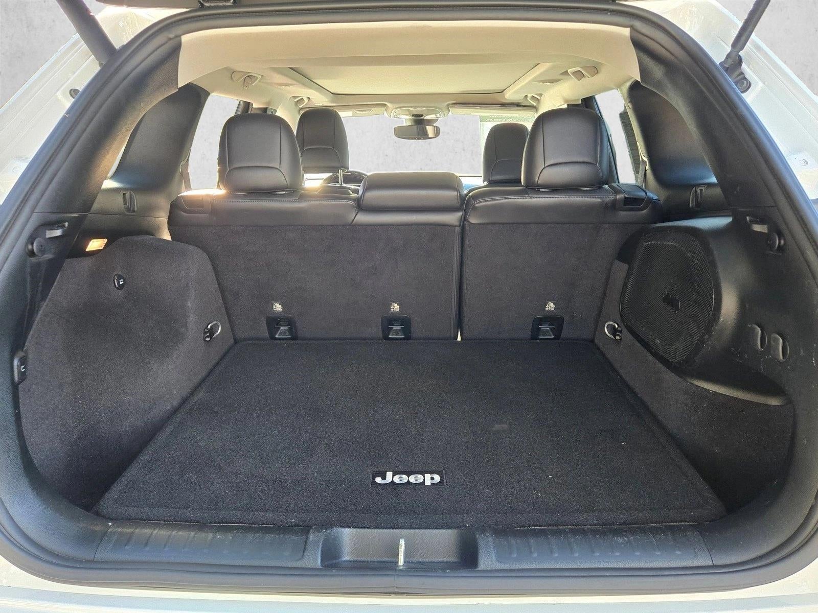 2019 Jeep Cherokee Overland FWD