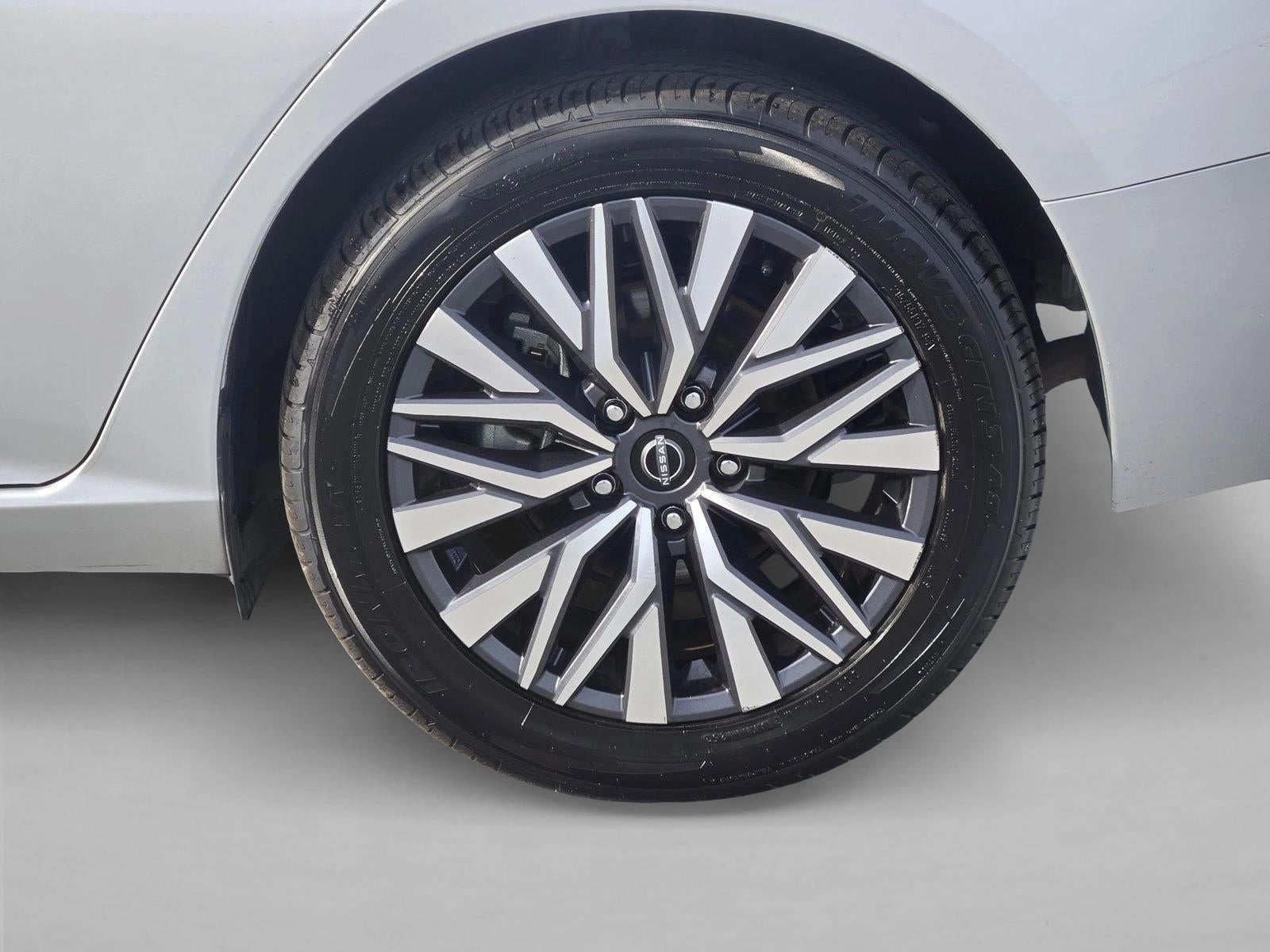 2023 Nissan Altima 2.5 SV AWD Sedan