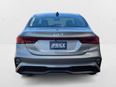 2023 Kia Forte LXS IVT