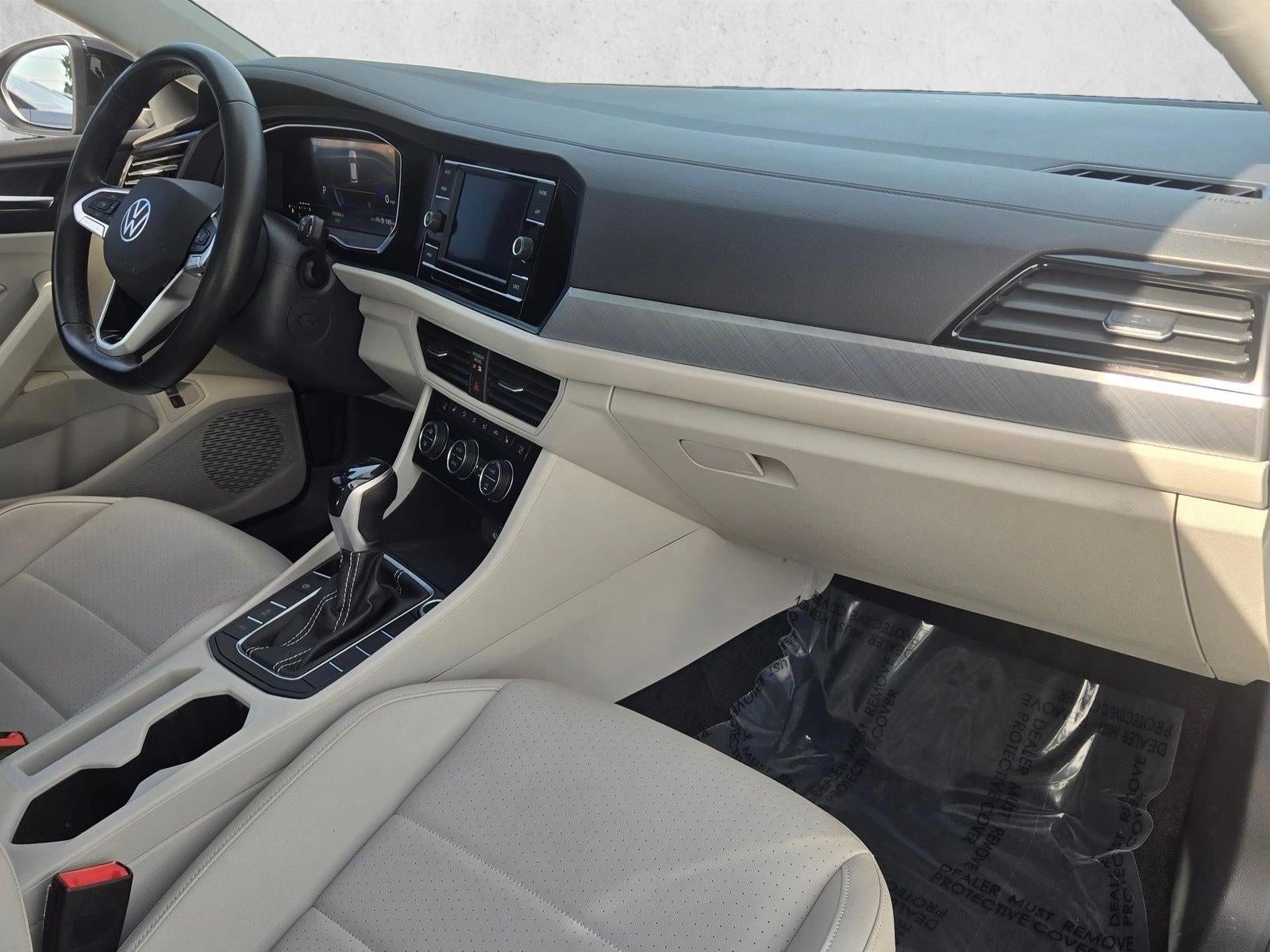 2024 Volkswagen Jetta SE Auto