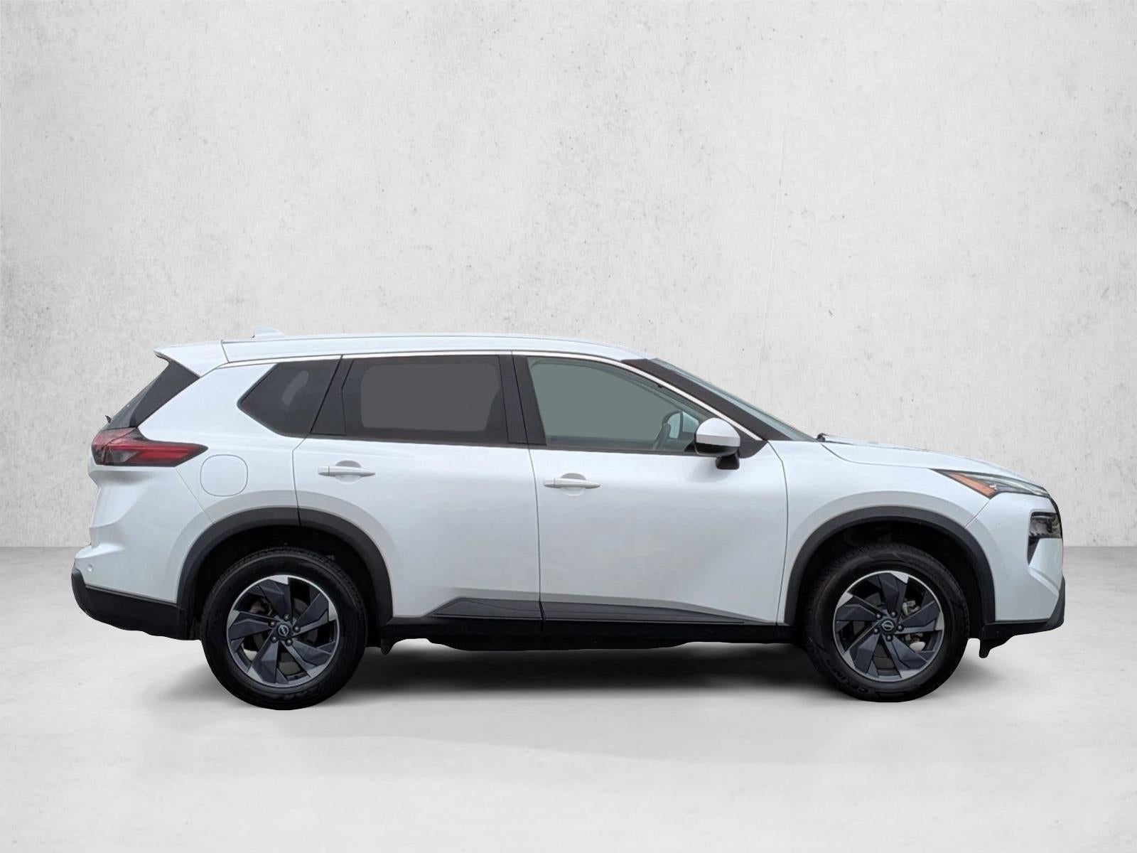 2024 Nissan Rogue FWD SV