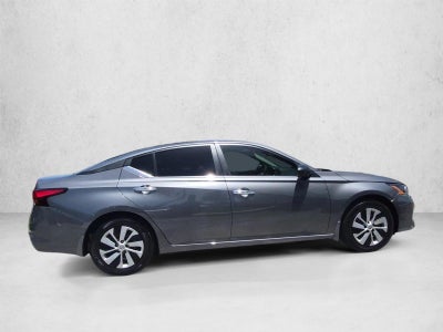 2025 Nissan Altima S FWD