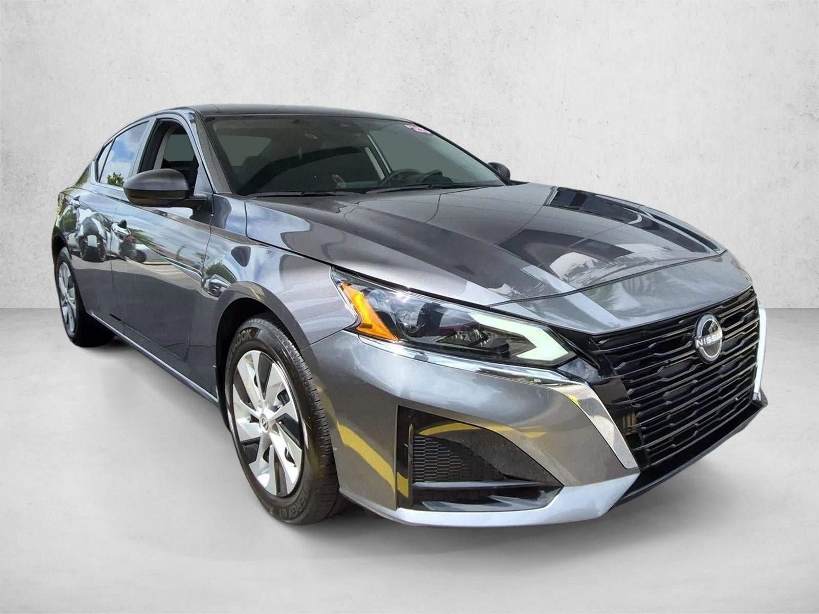 2025 Nissan Altima S FWD