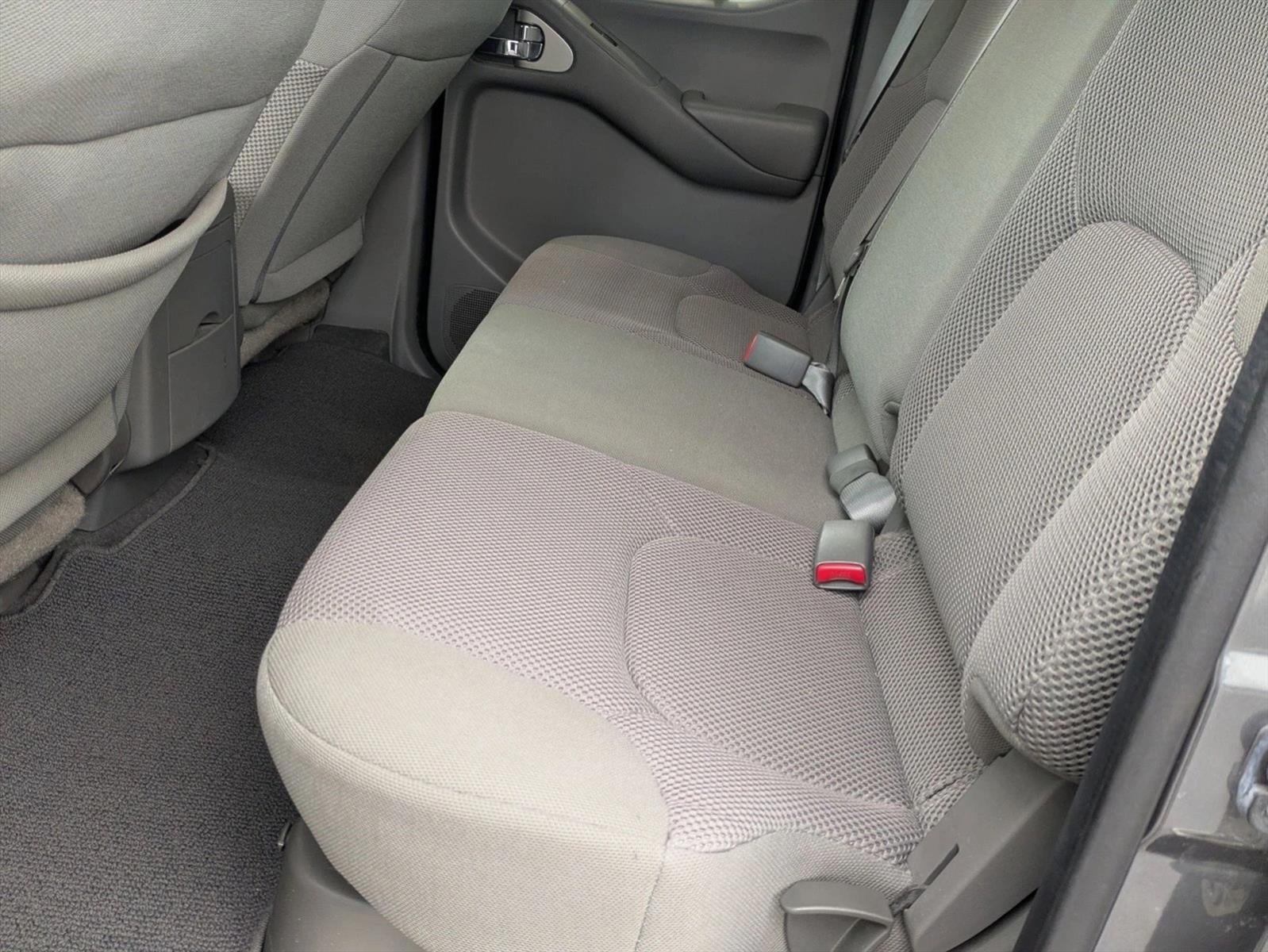 2020 Nissan Frontier Crew Cab 4x2 SV Auto
