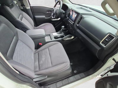 2024 Nissan Frontier Crew Cab 4x2 SV