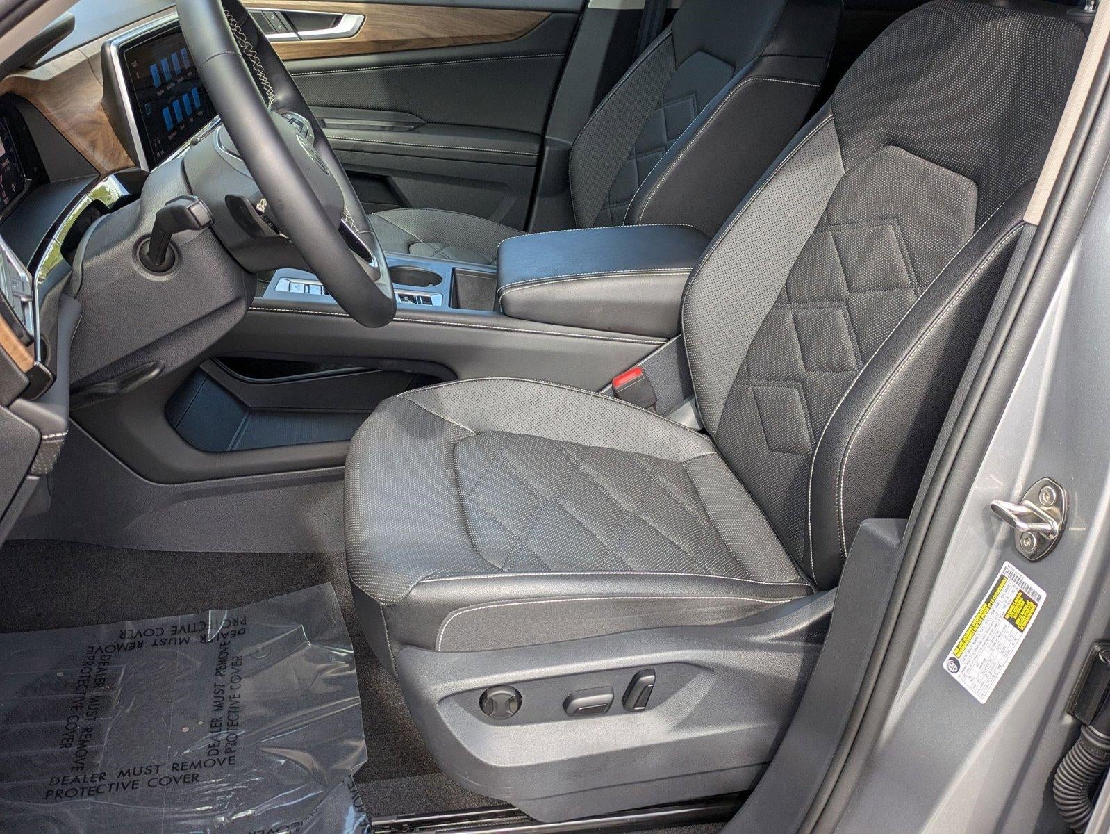 2025 Volkswagen Atlas 2.0T SE FWD