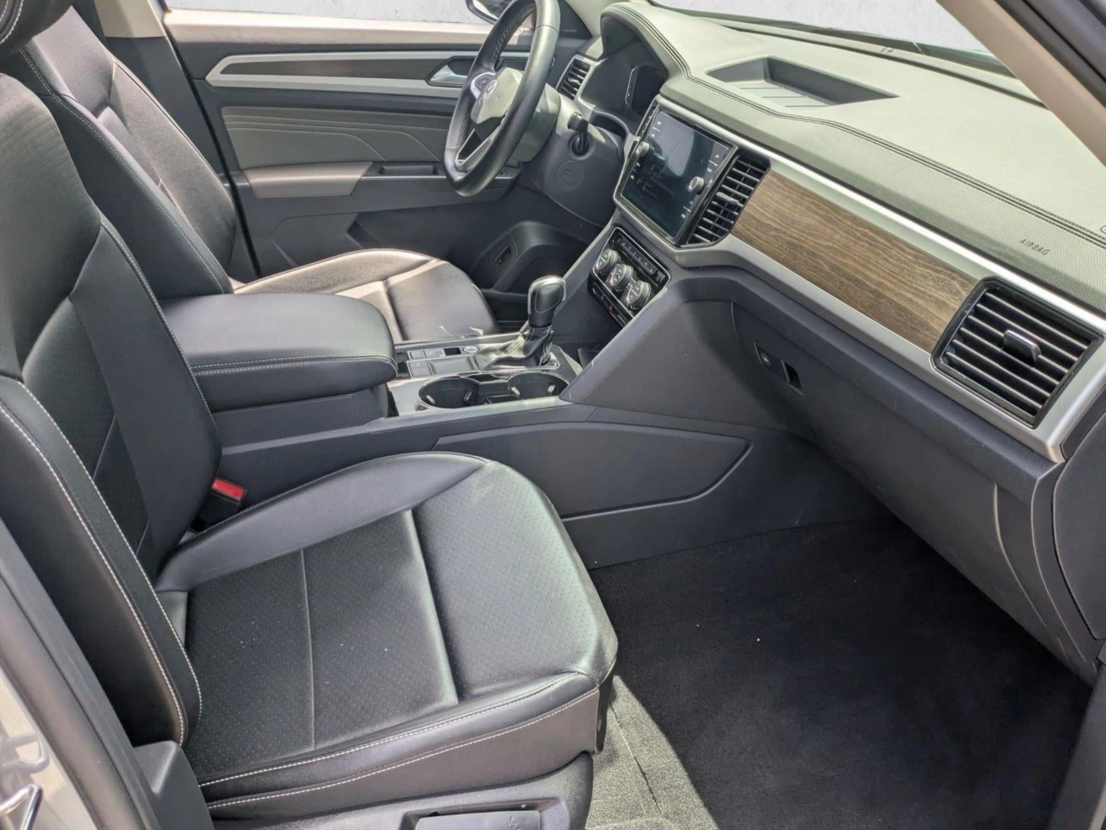 2022 Volkswagen Atlas 3.6L V6 SE w/Technology FWD
