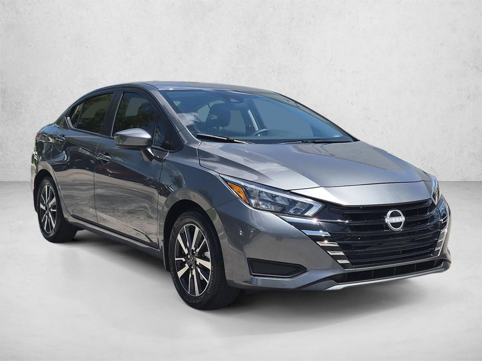 2025 Nissan Versa SV CVT