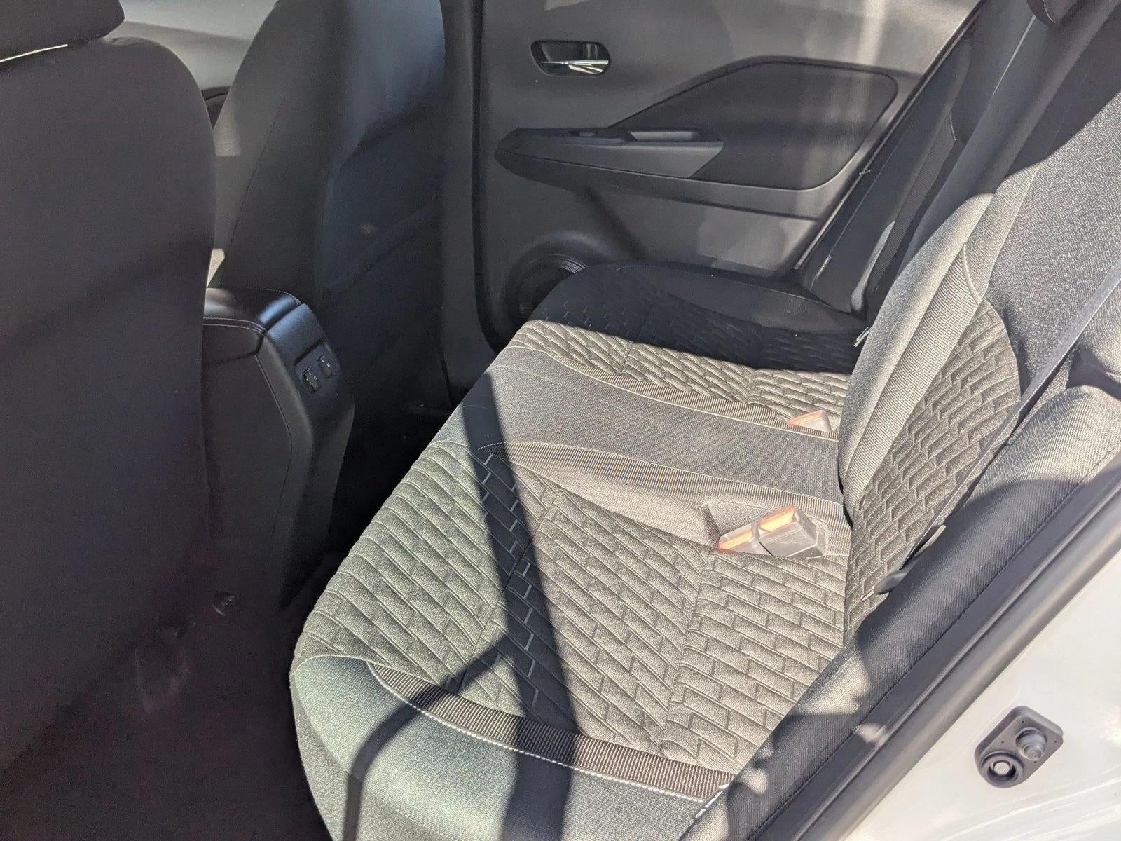 2023 Nissan Kicks SV FWD