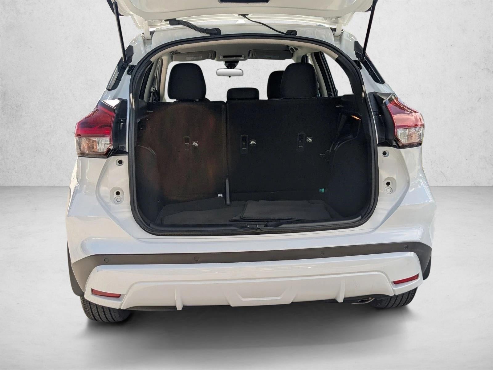 2023 Nissan Kicks SV FWD