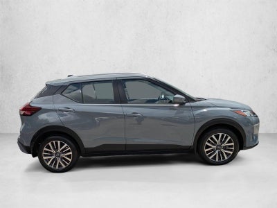 2022 Nissan Kicks SV FWD