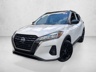 2023 Nissan Kicks SR FWD