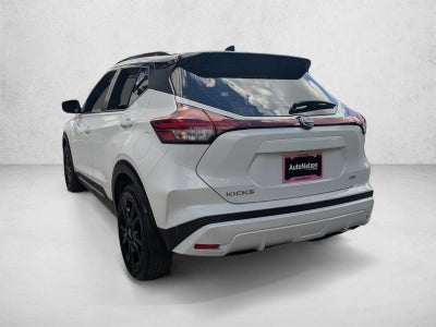 2023 Nissan Kicks SR FWD