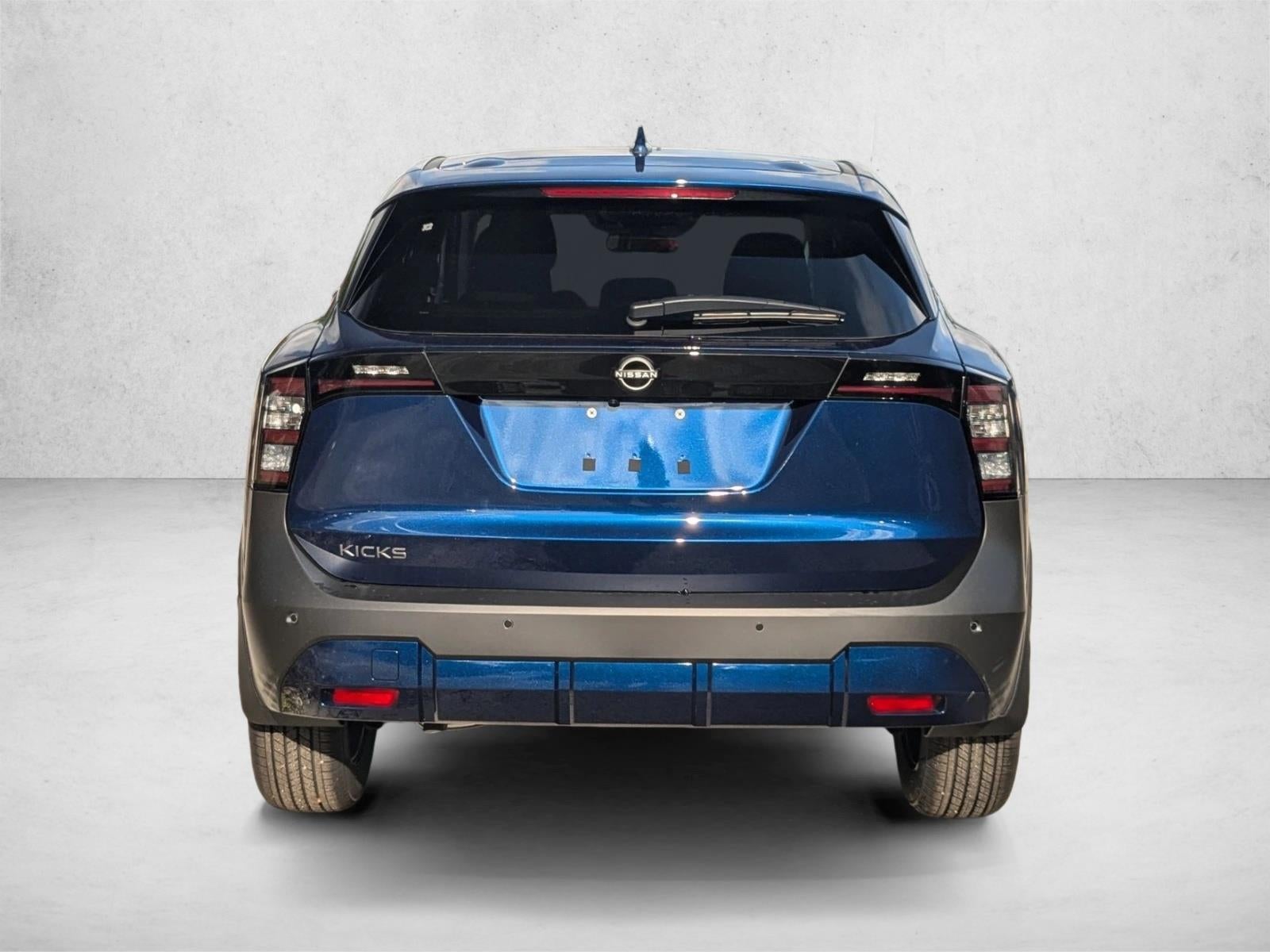 2025 Nissan Kicks SV FWD