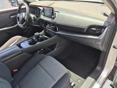 2022 Nissan Rogue FWD SV