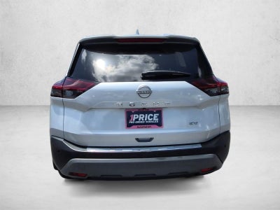 2022 Nissan Rogue FWD SV