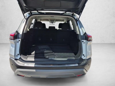2022 Nissan Rogue FWD SV
