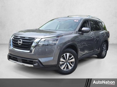 2022 Nissan Pathfinder SL 2WD