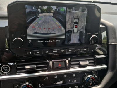 2022 Nissan Pathfinder SL 2WD