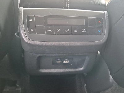 2022 Nissan Pathfinder SL 2WD
