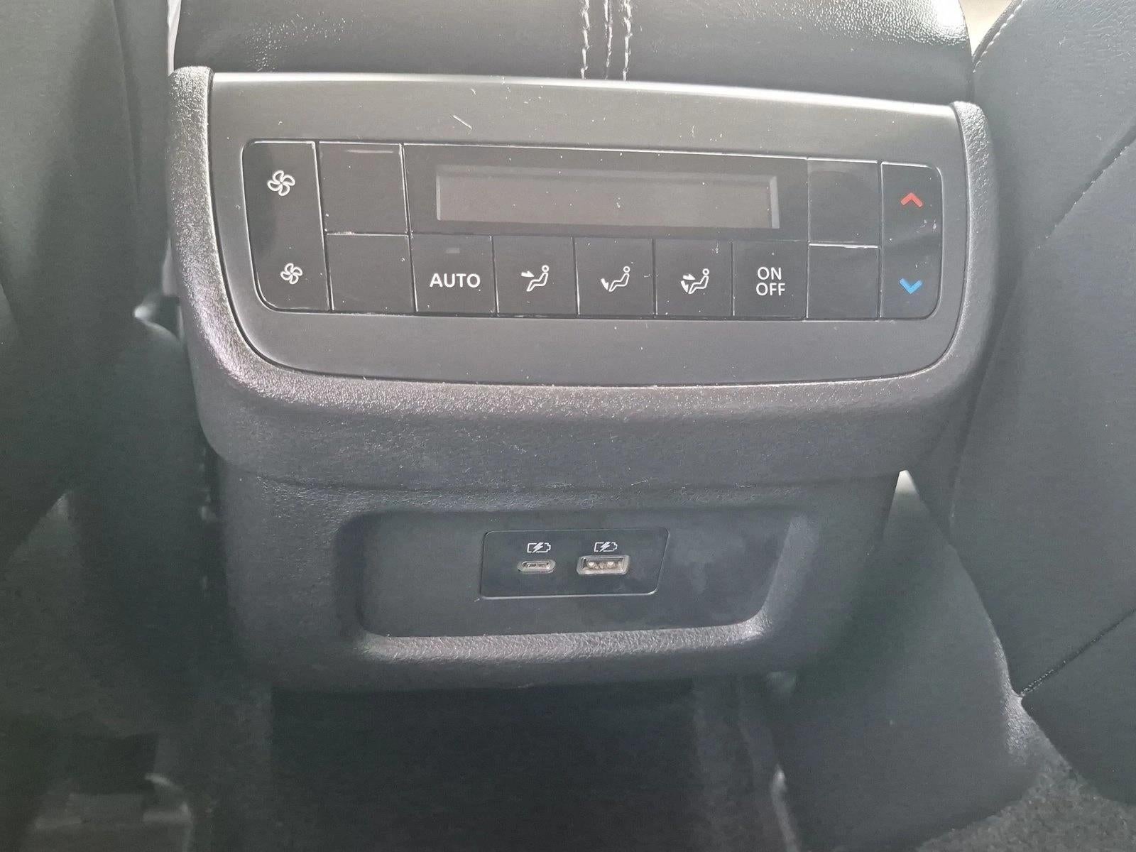 2022 Nissan Pathfinder SL 2WD