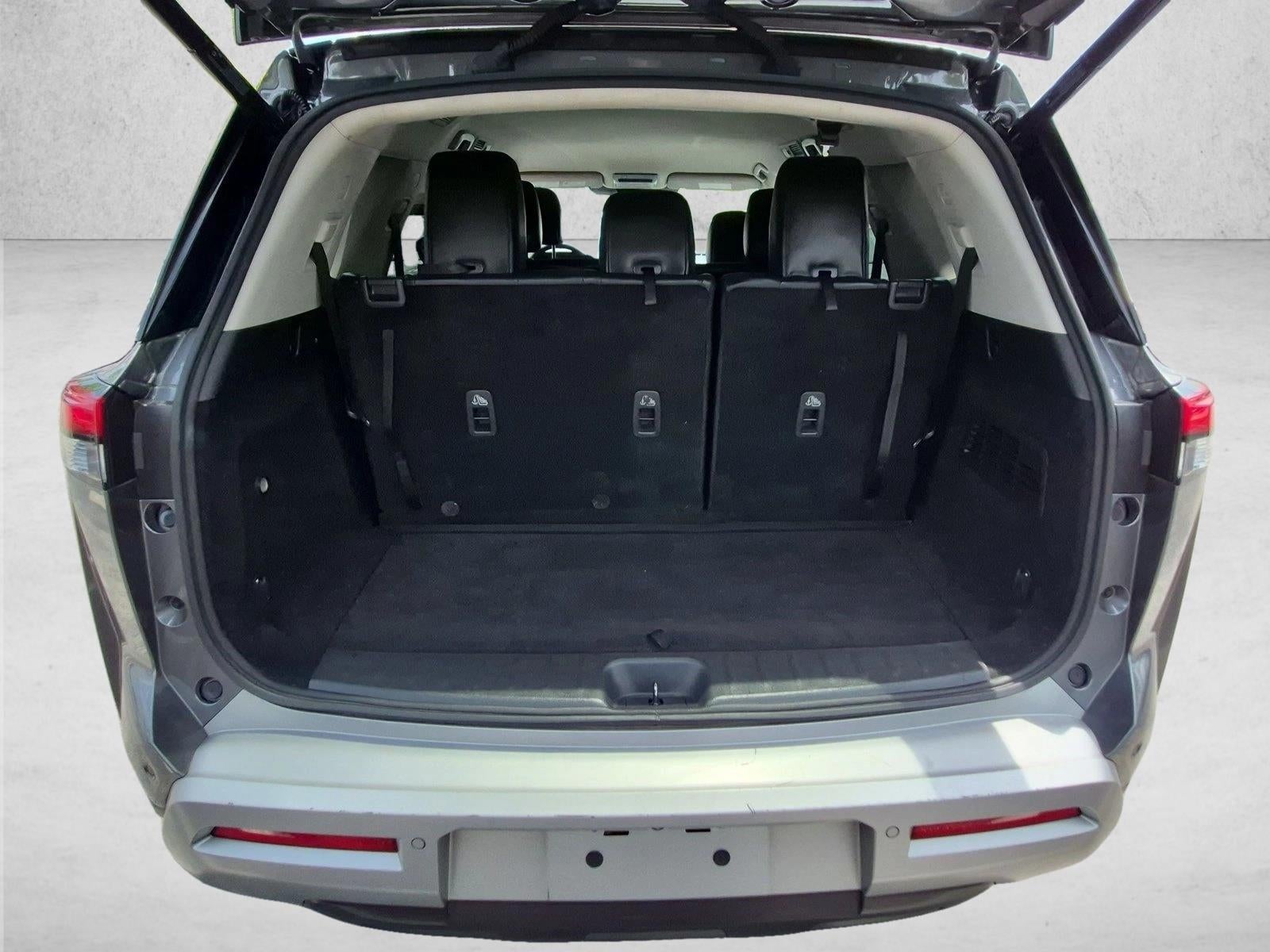 2022 Nissan Pathfinder SL 2WD