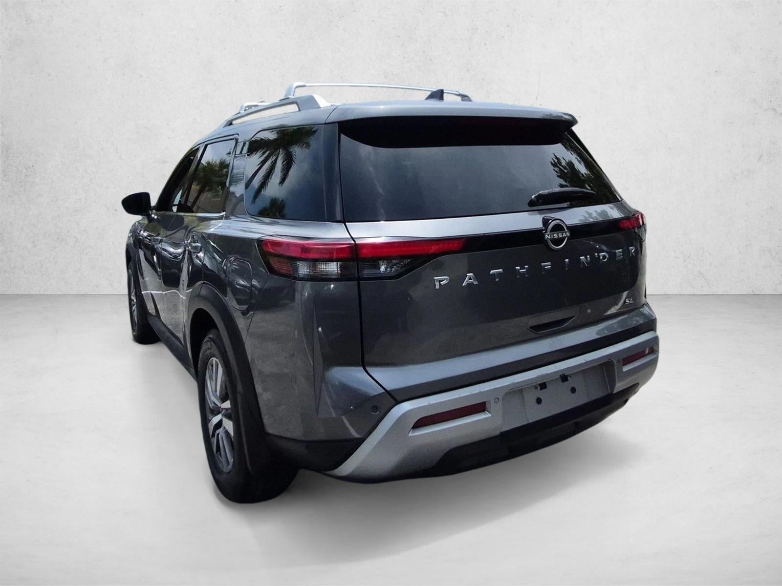 2022 Nissan Pathfinder SL 2WD