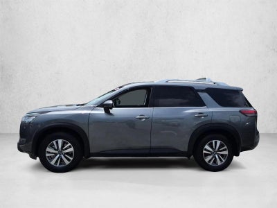 2022 Nissan Pathfinder SL 2WD