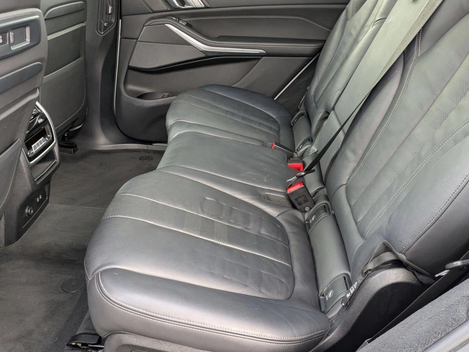 2020 BMW X7 xDrive40i Sports Activity Vehicle