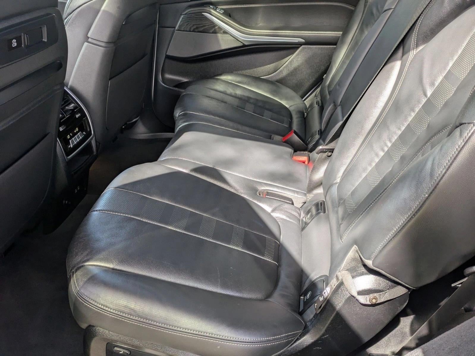 2019 BMW X7 xDrive50i Sports Activity Vehicle