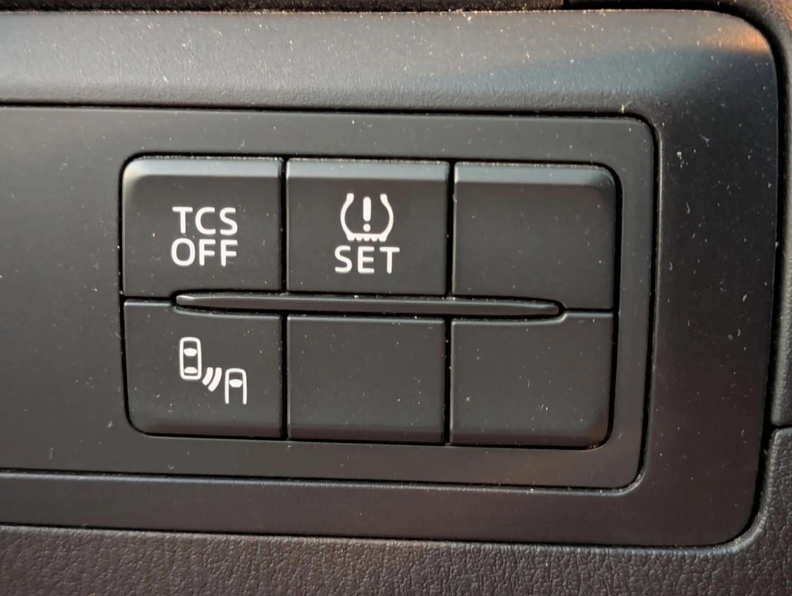 2016 Mazda Mazda CX-5 2016.5 FWD 4dr Auto Touring