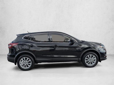 2022 Nissan Rogue Sport AWD S