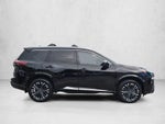 2026 Nissan Rogue AWD Platinum *Ltd Avail*