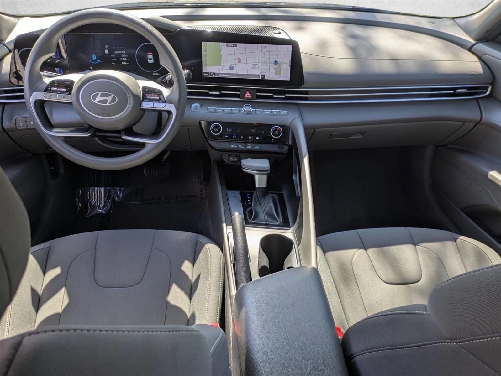 2024 Hyundai ELANTRA SEL IVT