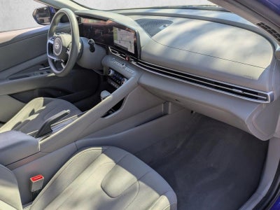 2024 Hyundai ELANTRA SEL IVT