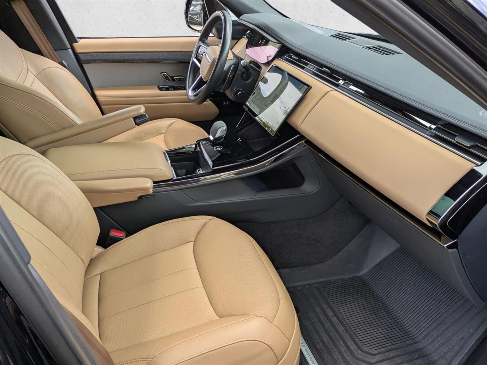 2025 Land Rover Range Rover Sport P360 SE