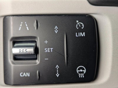 2025 Land Rover Defender 110 P300 S