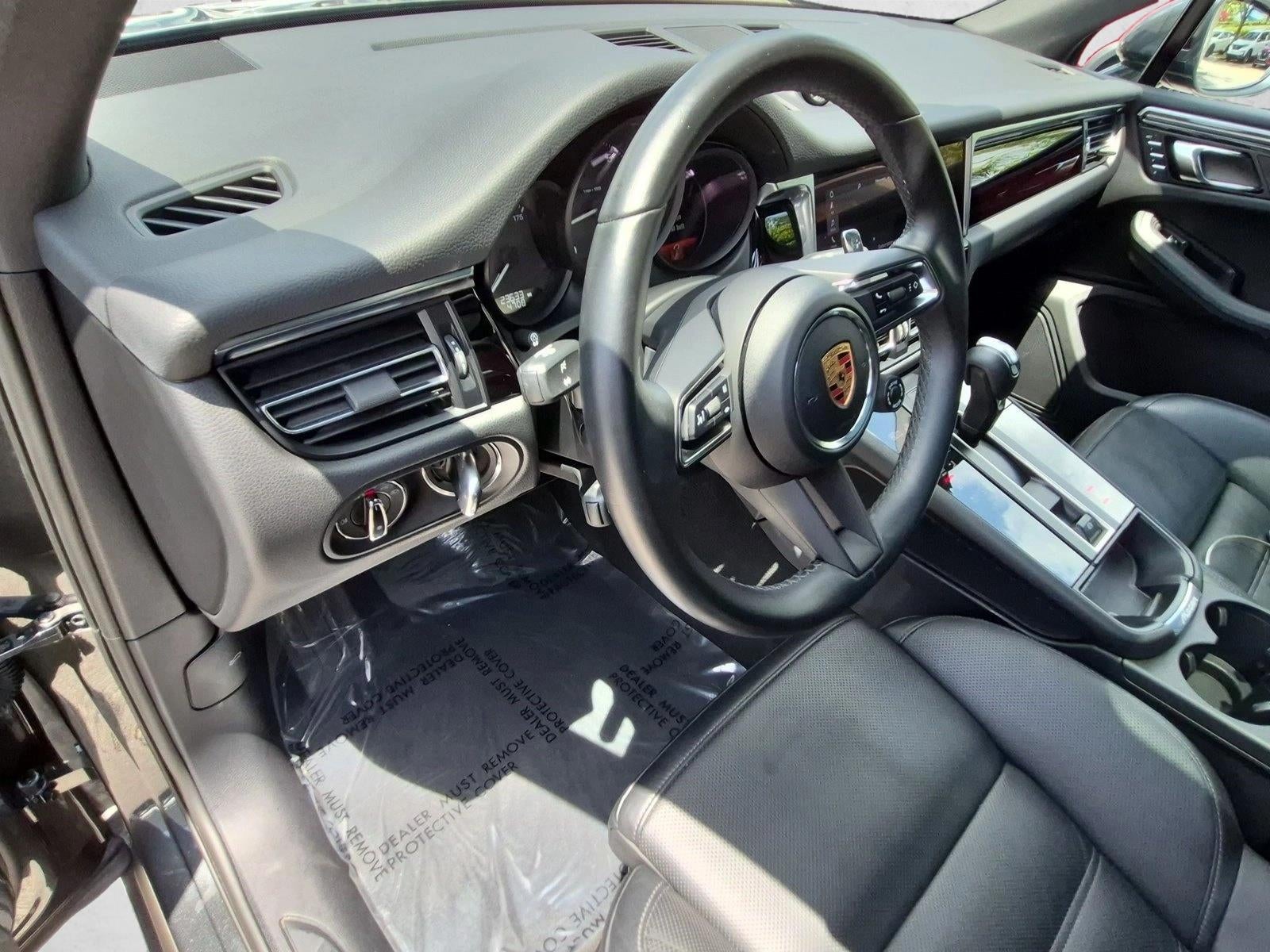 2023 Porsche Macan AWD