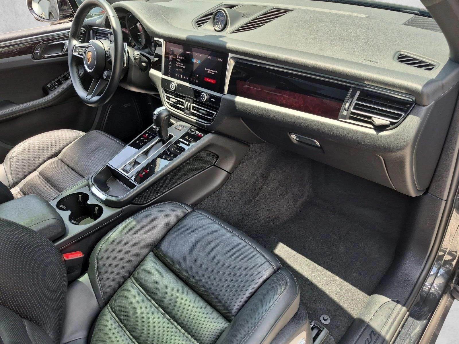 2023 Porsche Macan AWD