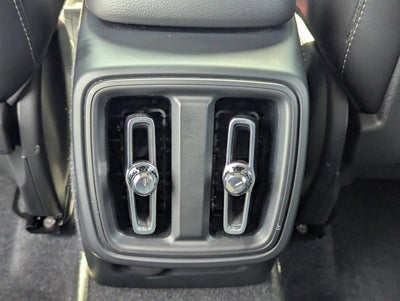 2021 Volvo XC40 T4 FWD Momentum