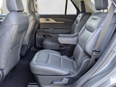 2025 Ford Explorer Active RWD
