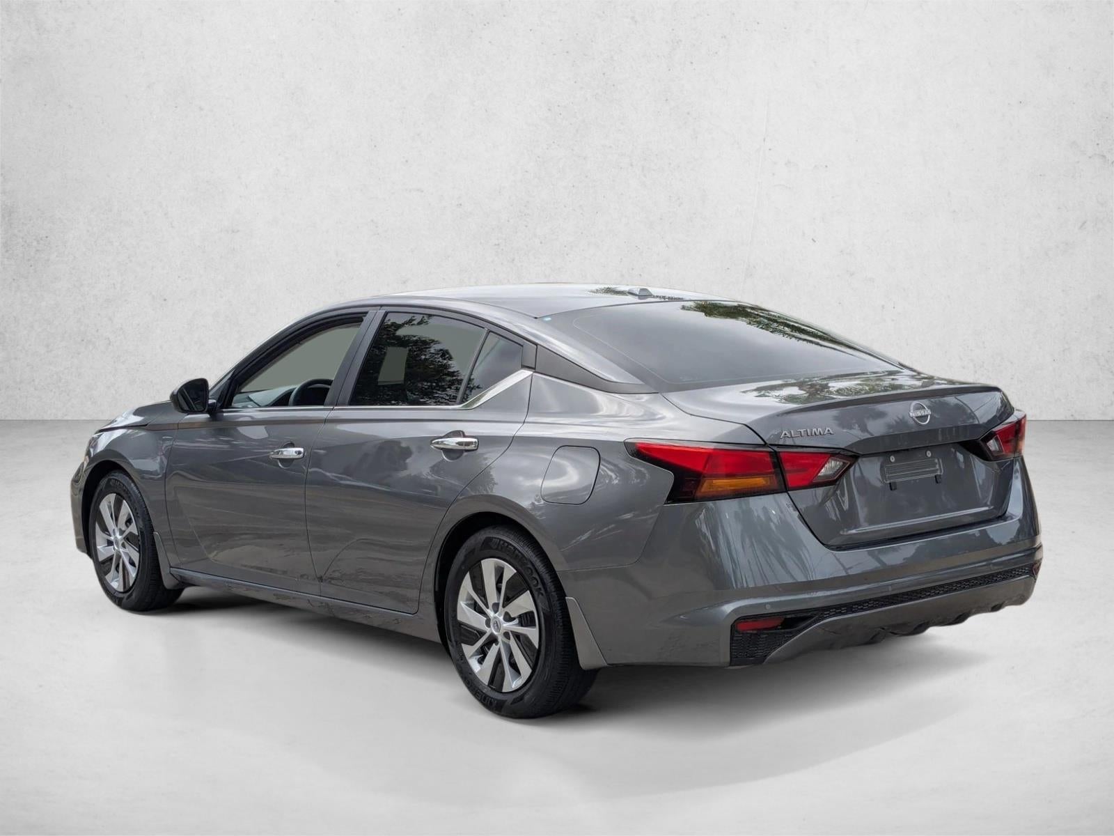 2025 Nissan Altima S FWD